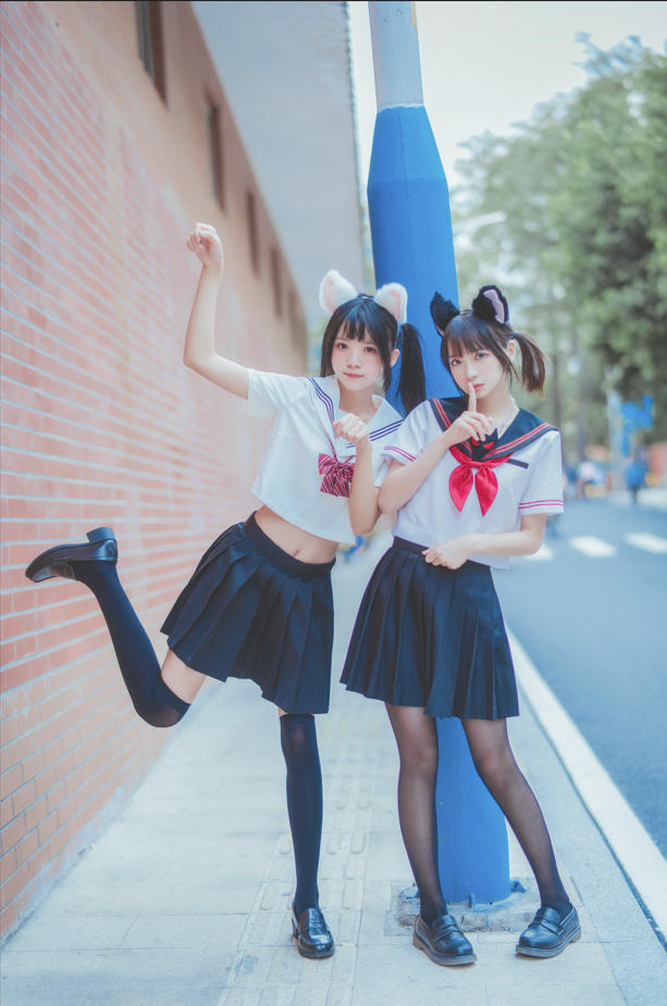 Coser@桜桃喵 Vol.003: JK百合2(桜桃喵&疯猫ss) (33 photos)393MB
